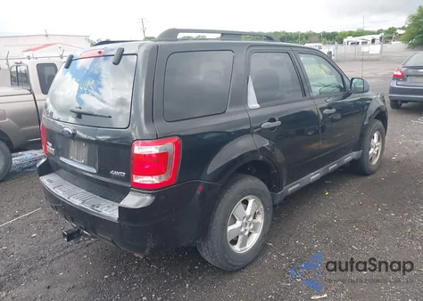 2009 Ford Escape Xlt from USA, damaged, VIN 1FMCU93709KA19708